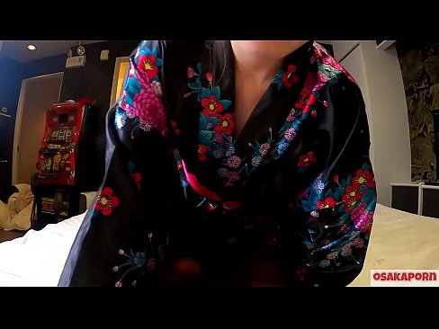 ❤️ Gənc cosplay qız bir atlı qadında fışqırma ilə orgazm olmaq üçün cinsi sevir. Həvəskar videoda ənənəvi yapon geyimində tüklü pişik və gözəl döşləri olan asiyalı qız sikişmə oyuncaqları ilə mastürbasyon nümayiş etdirir. Sakura 3 OSAKAPORN. Porno vk bizdə ❌
