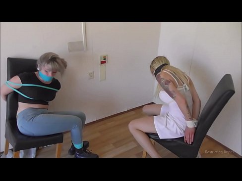 ❤️ Asılı / bağlanmış və ağzı bağlanmış / çətinlik içində olan qız Porno vk bizdə ❌